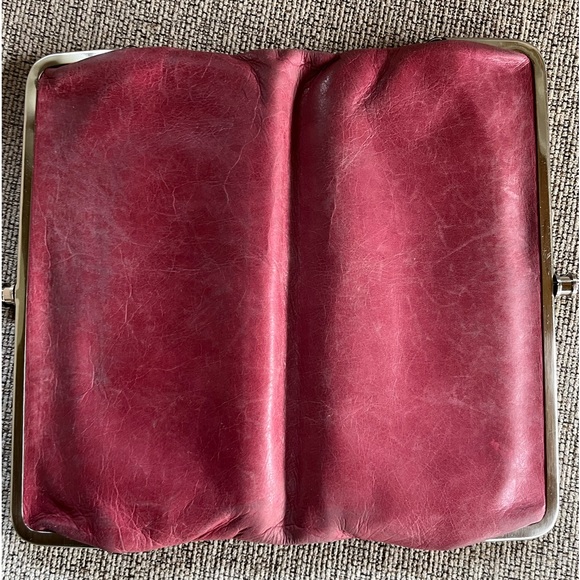 Hobo Lauren Wallet - Picture 2 of 9